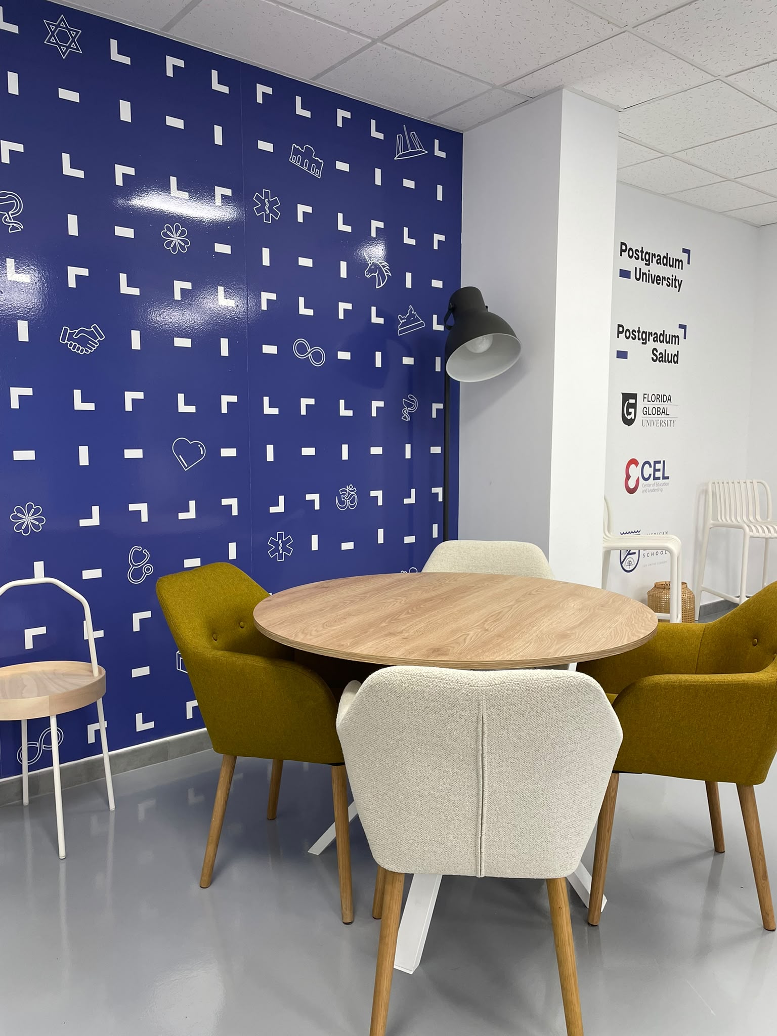 Networking entre profesionales sanitarios en el HUB Madrid